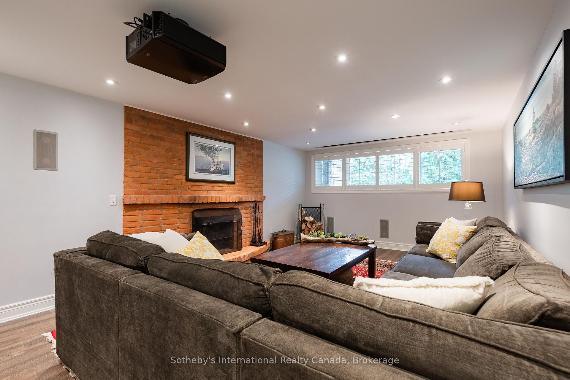 Shoreacres Raised Bungalow