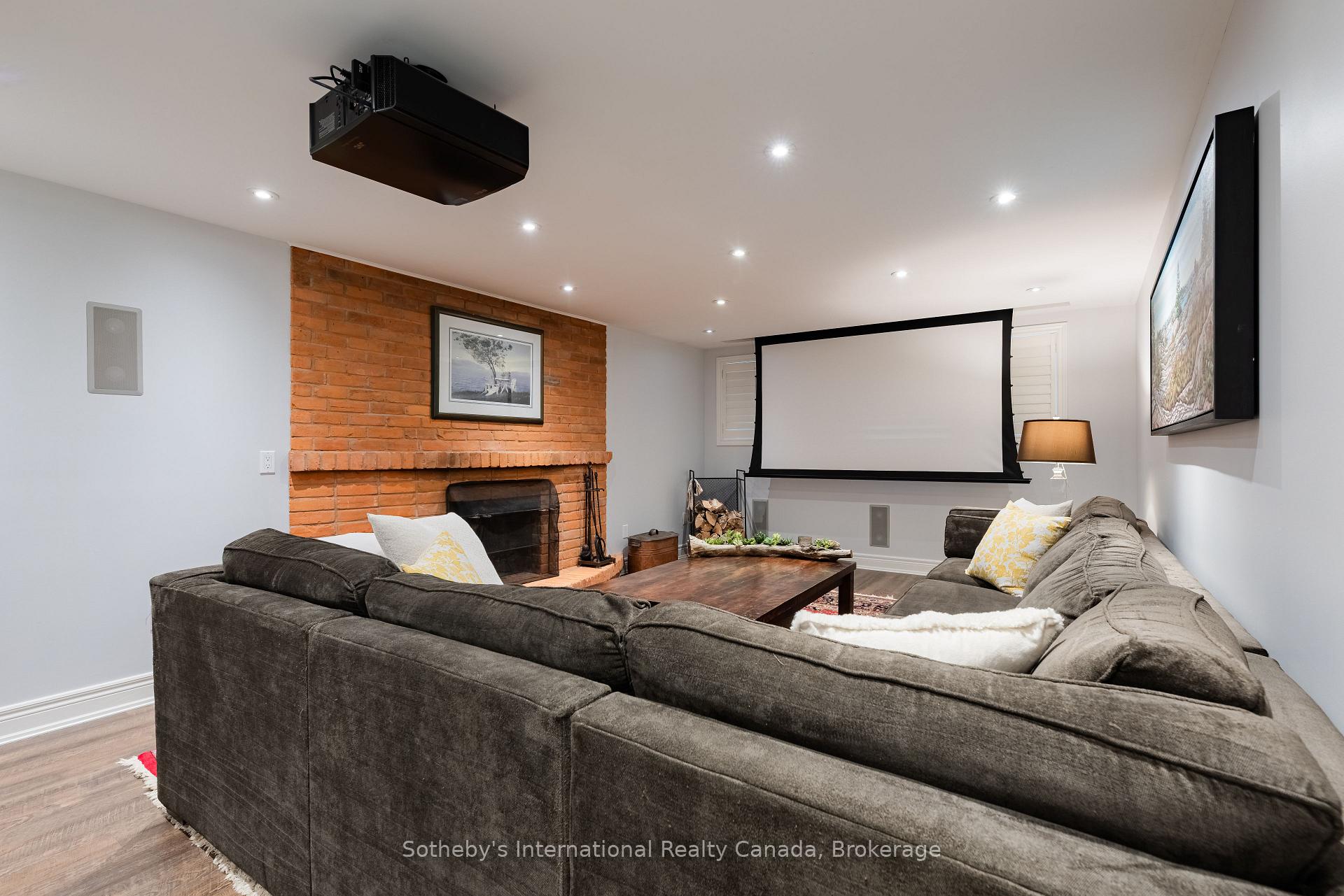 Shoreacres Raised Bungalow