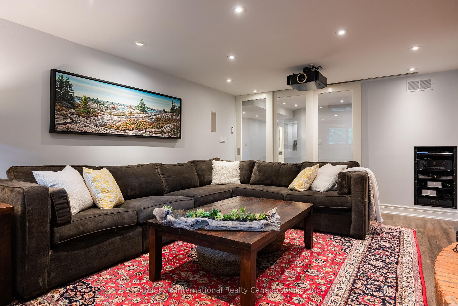 Shoreacres Raised Bungalow