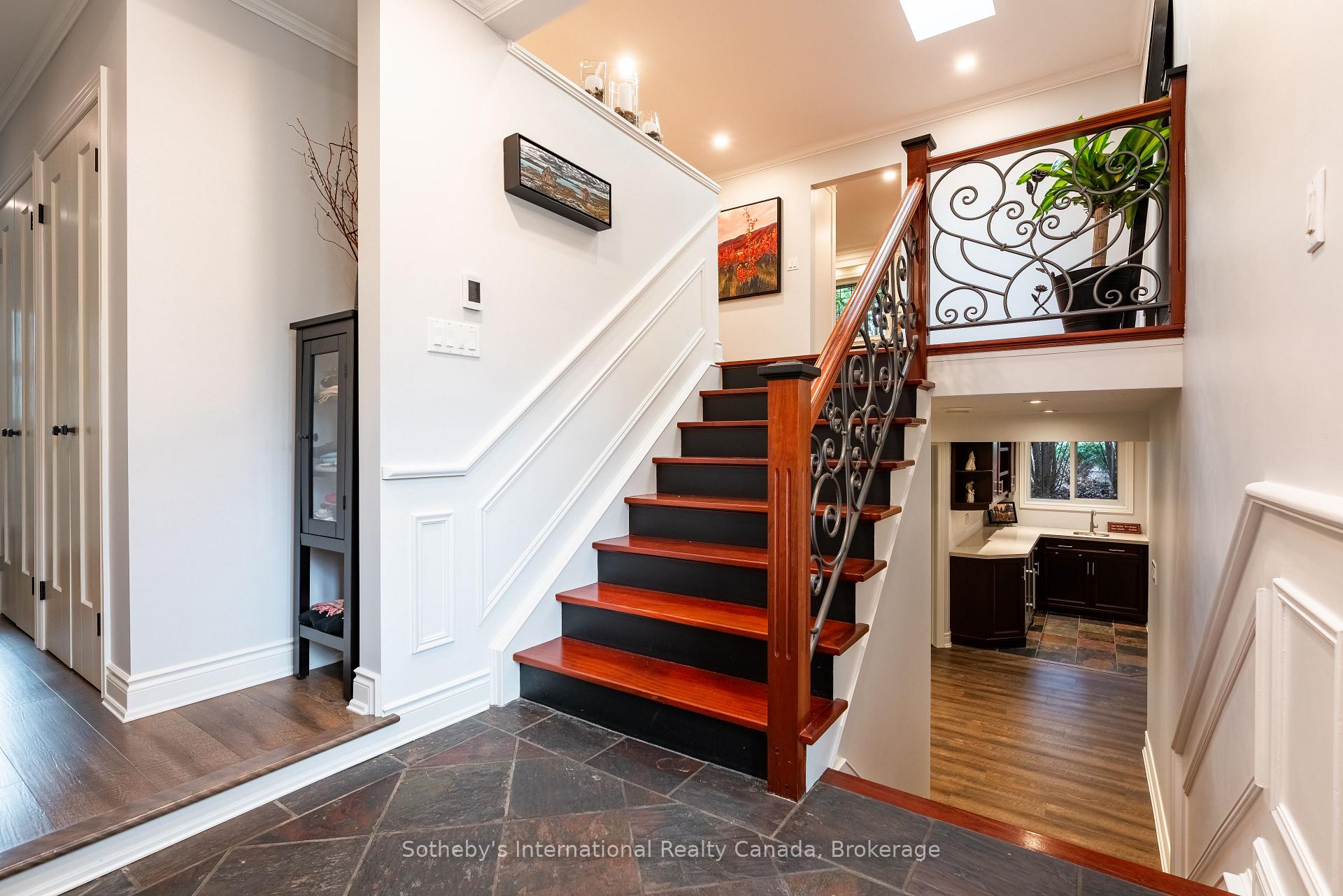 Shoreacres Raised Bungalow