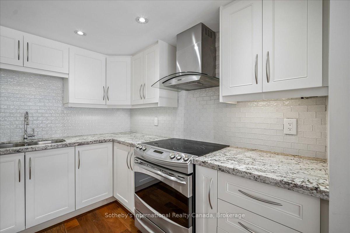 2170 Marine Drive 2104