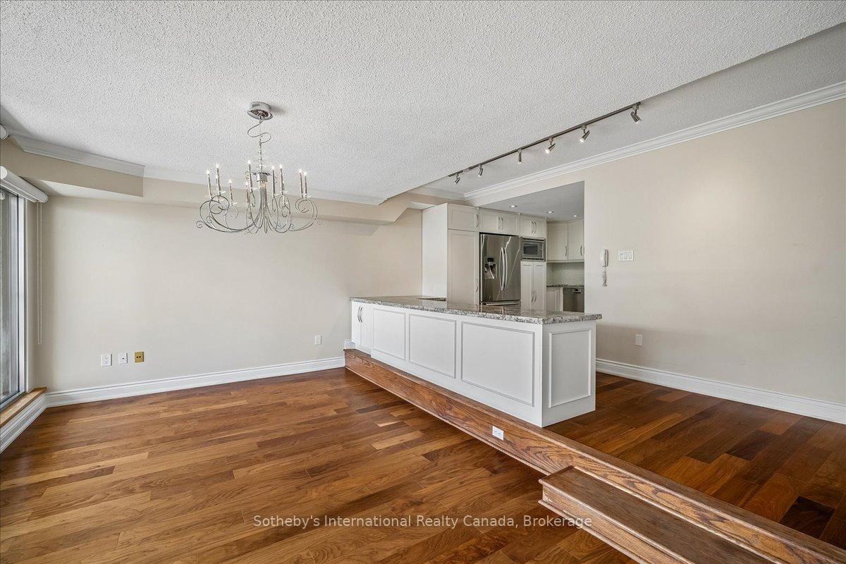 2170 Marine Drive 2104