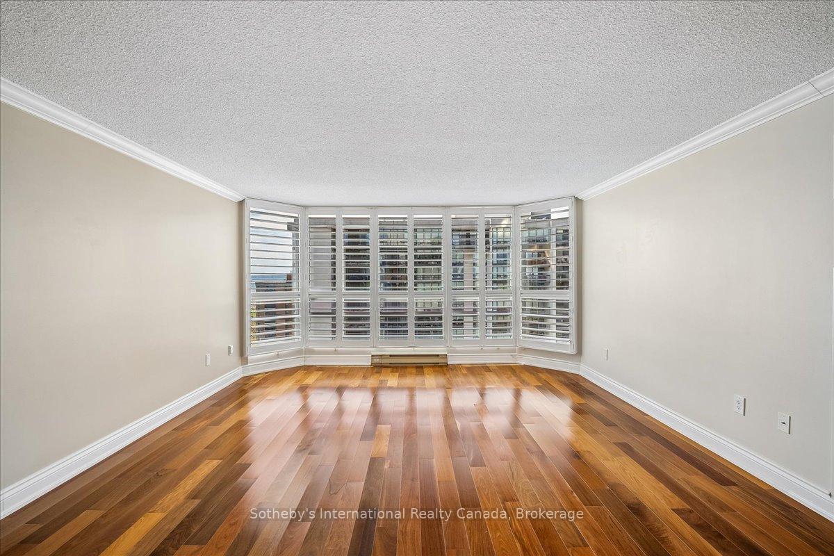 2170 Marine Drive 2104