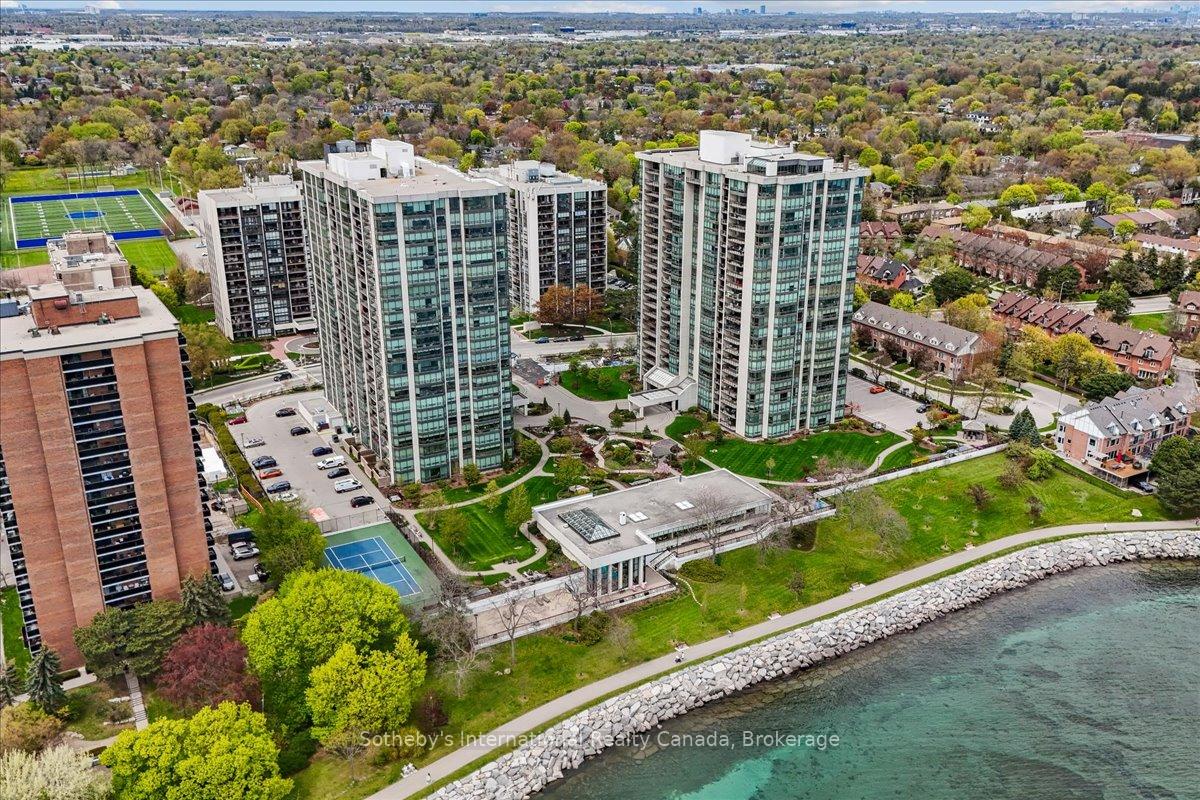 2170 Marine Drive 2104