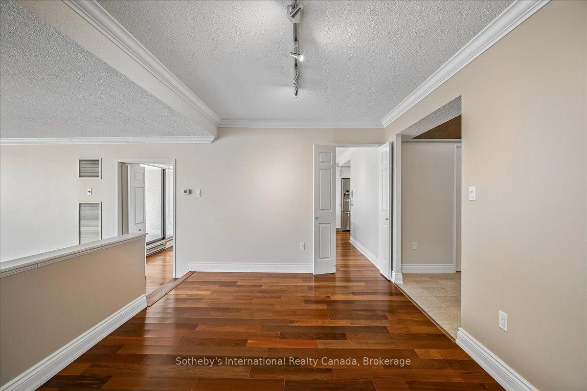 2170 Marine Drive 2104