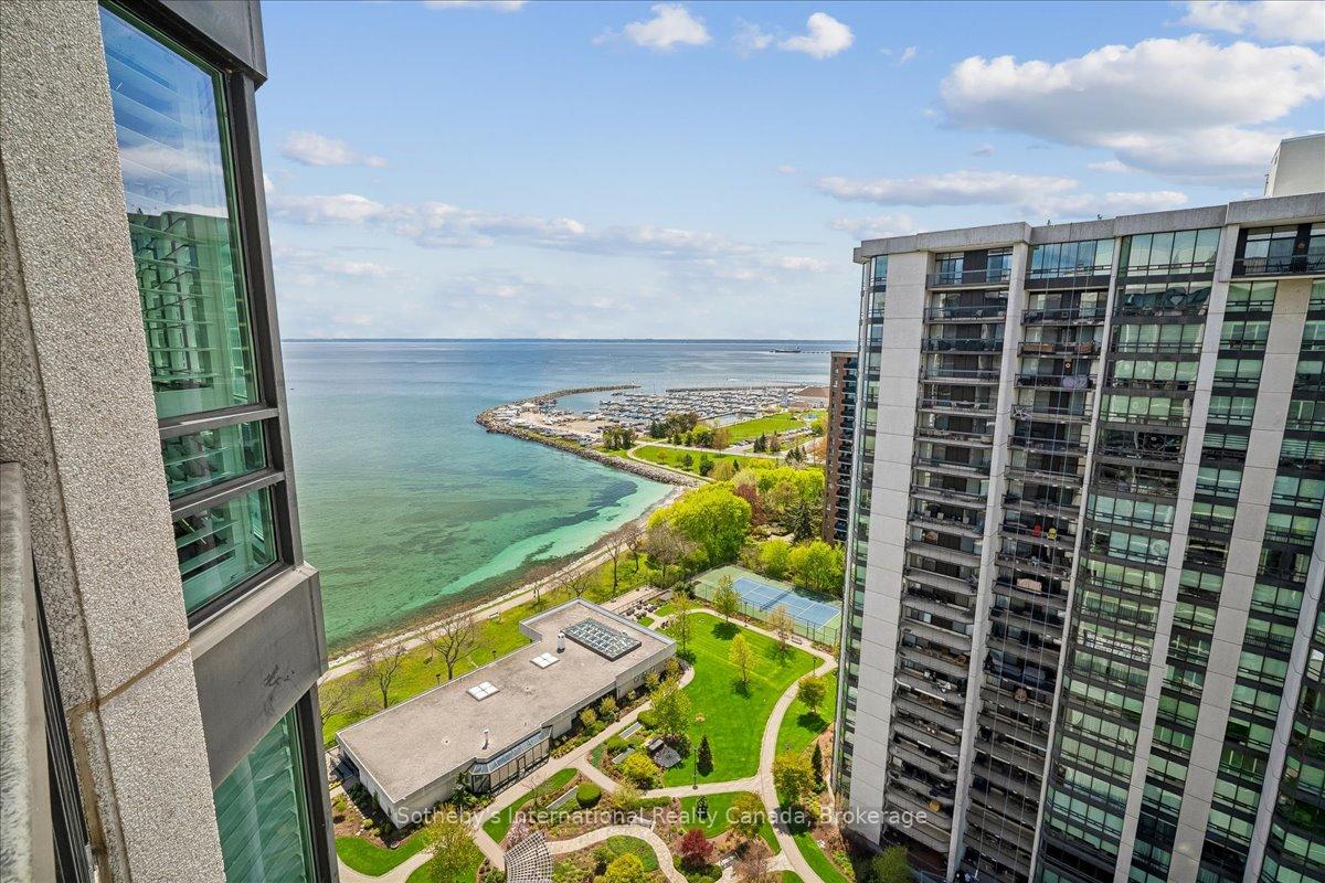 2170 Marine Drive 2104