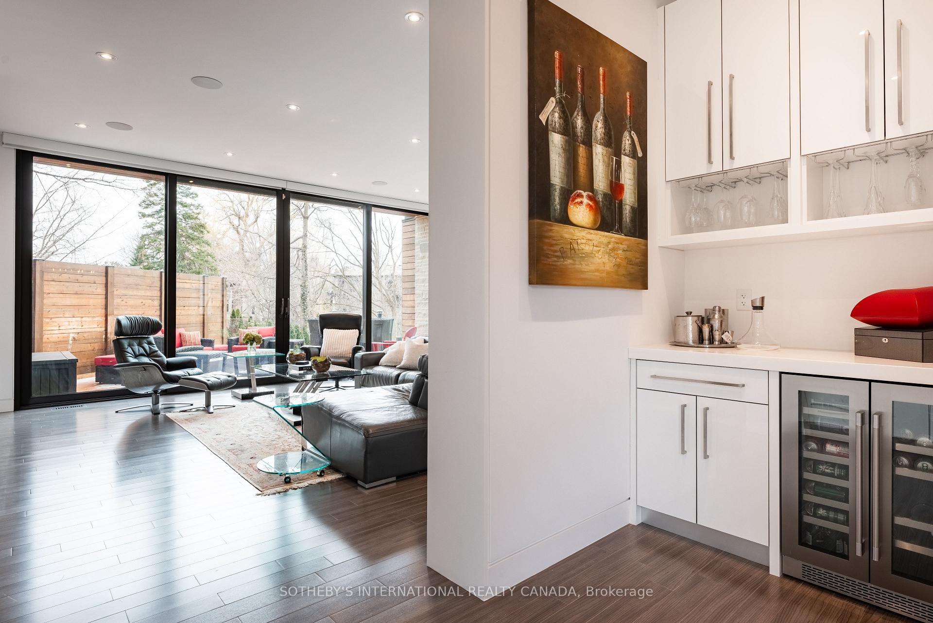Morrison Modern Contemporary