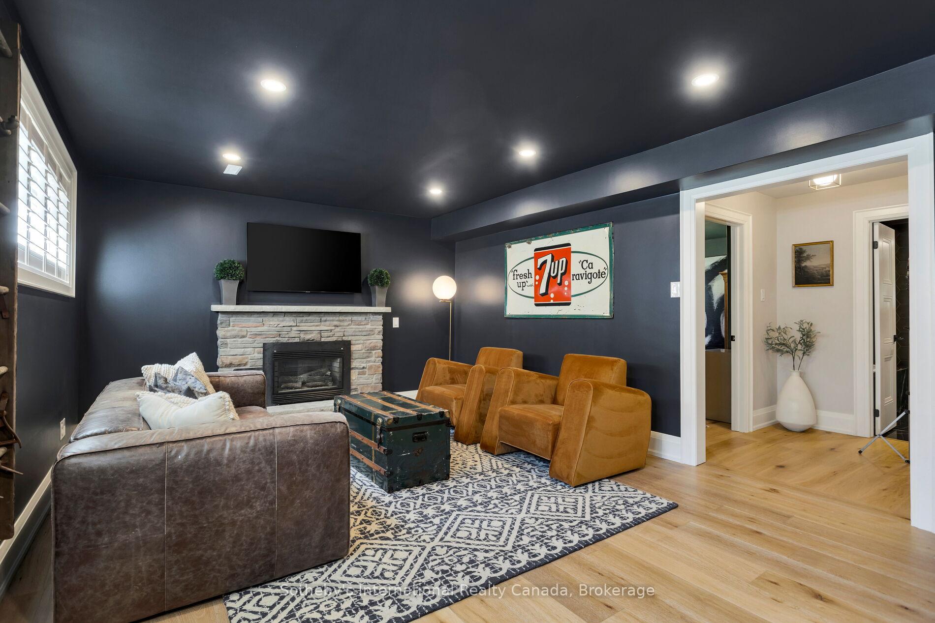 312 Pinegrove Road