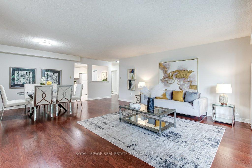 2121 Lakeshore Road