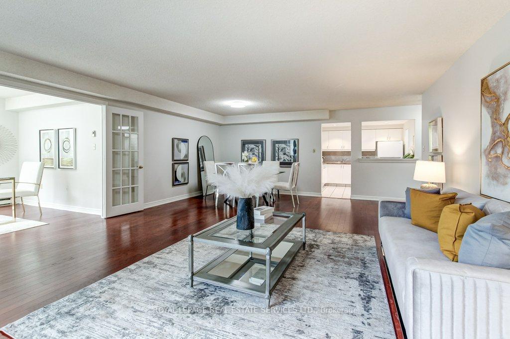 2121 Lakeshore Road