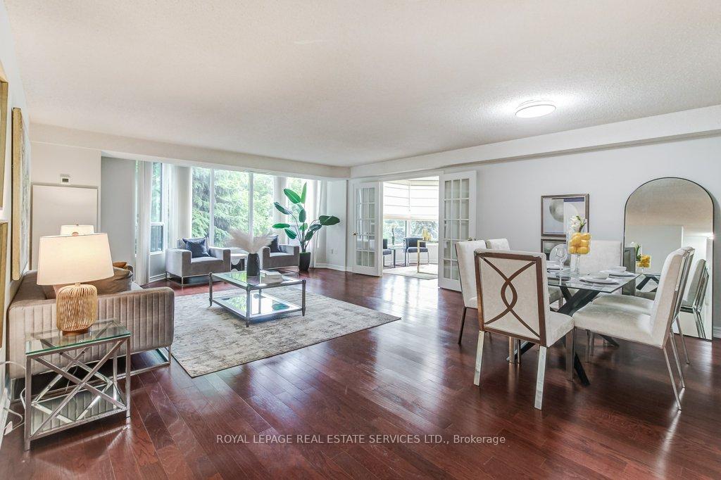 2121 Lakeshore Road