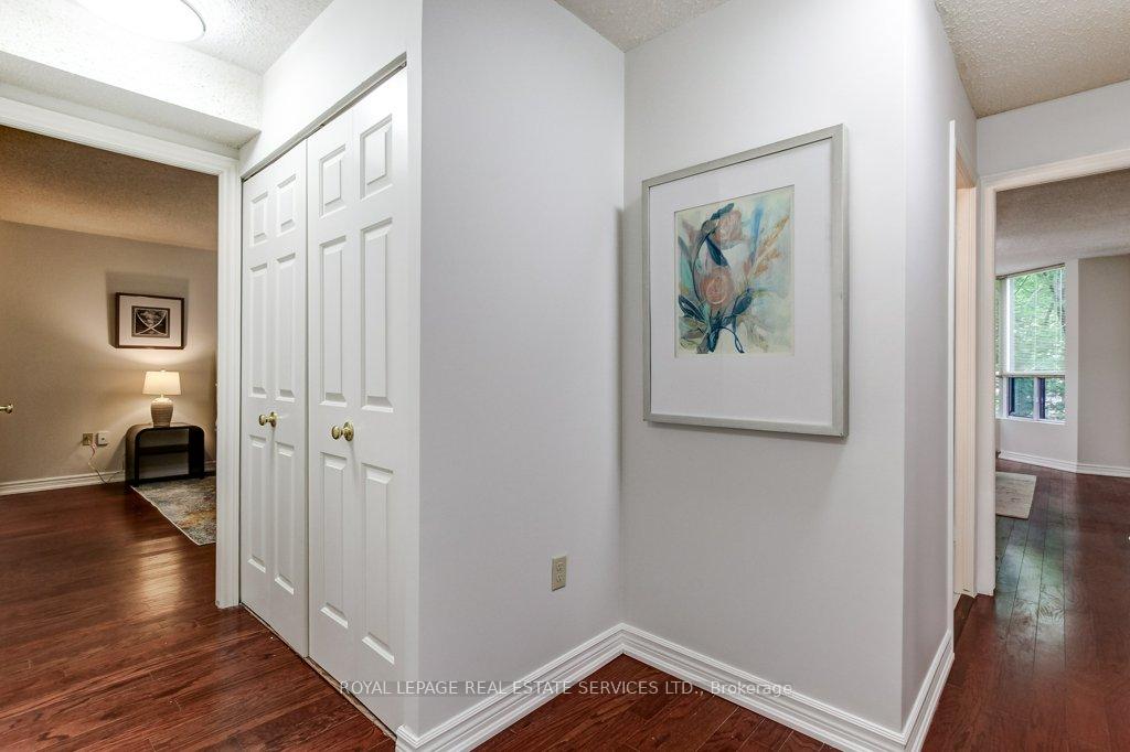 2121 Lakeshore Road