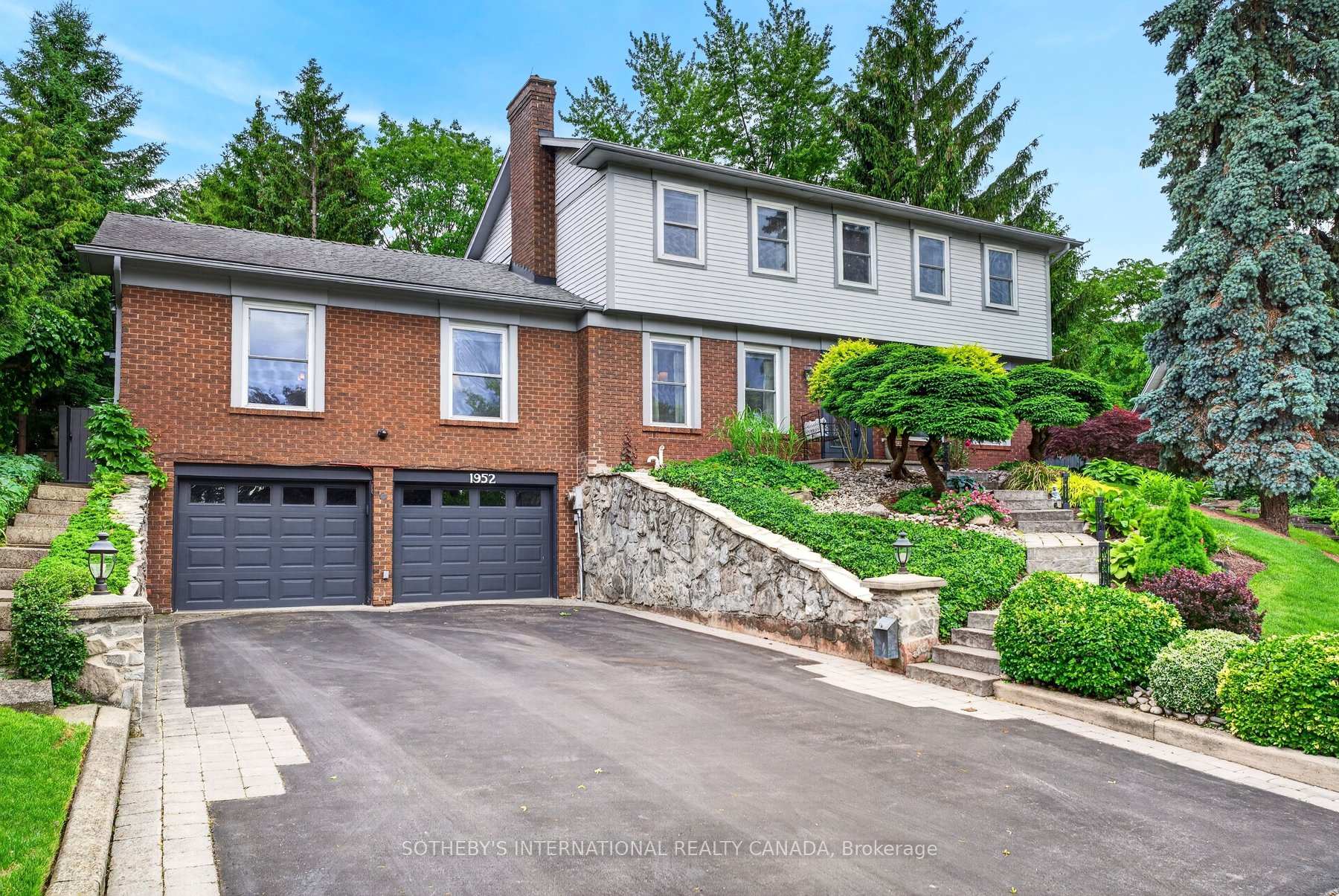 1952 Edenvale Crescent