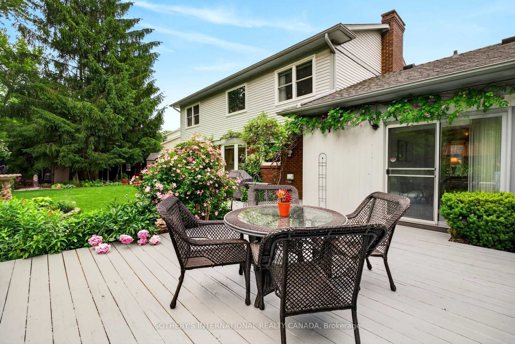 1952 Edenvale Crescent