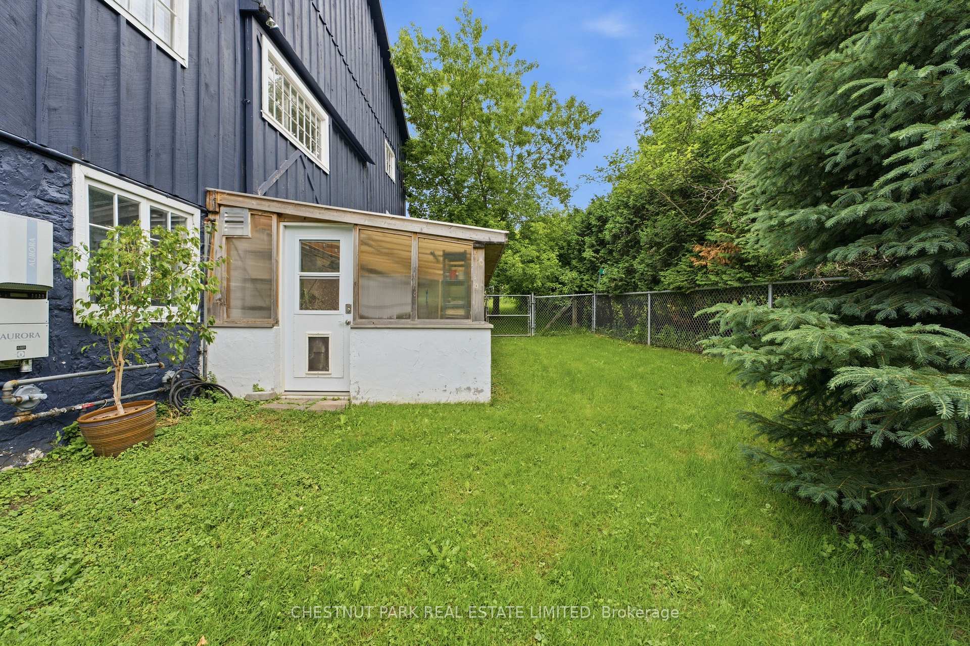 6115 Guelph Line