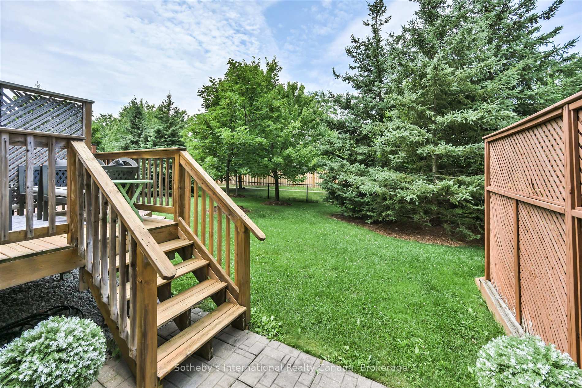 300 Ravineview Way 41
