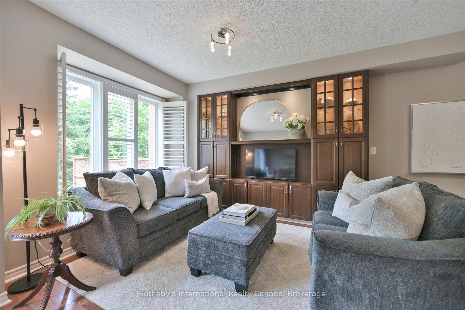 300 Ravineview Way 41