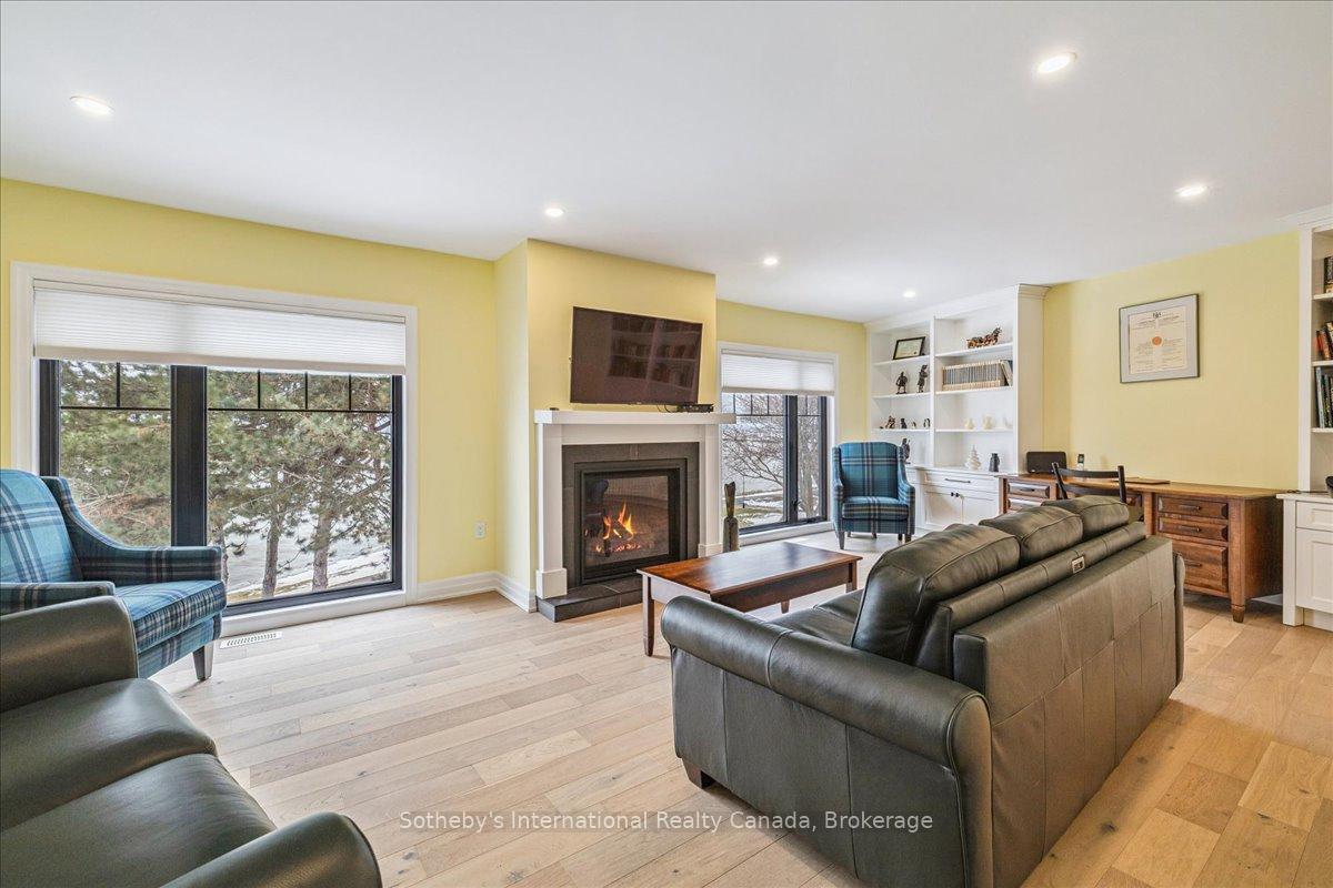 10 Southwind Terrace