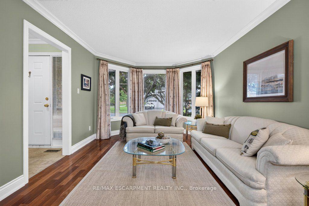 1152 Lockhart Road