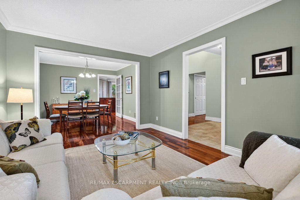 1152 Lockhart Road