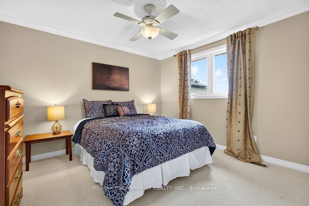 1152 Lockhart Road