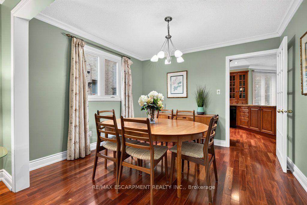 1152 Lockhart Road