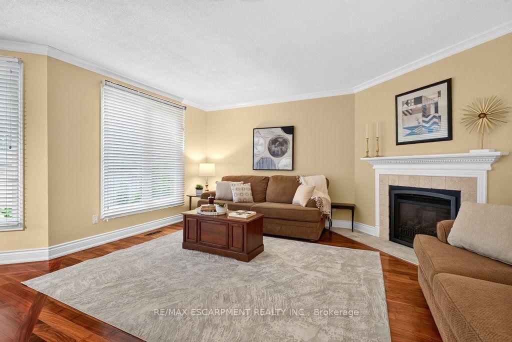 1152 Lockhart Road