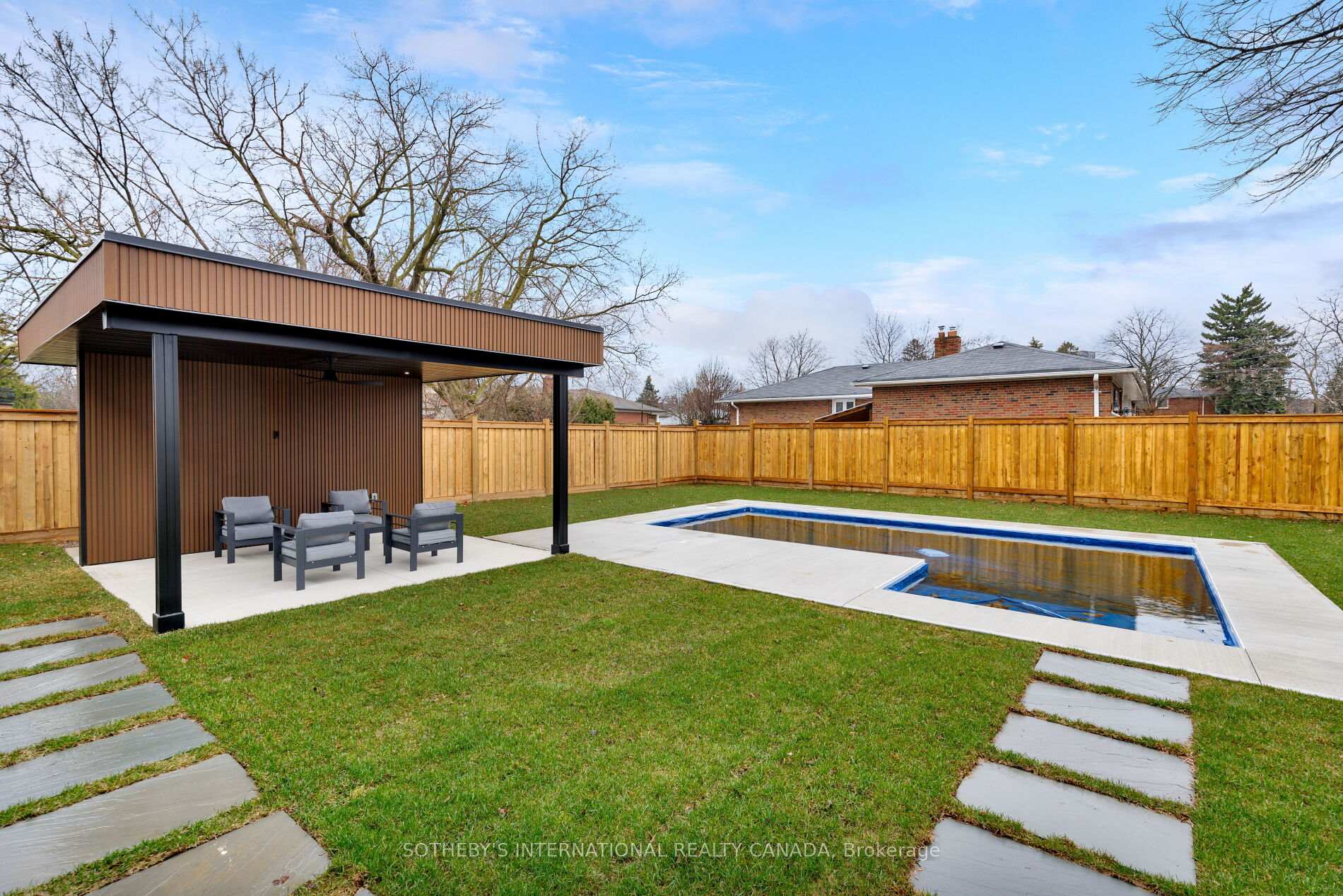 118 Warwood Road, Toronto