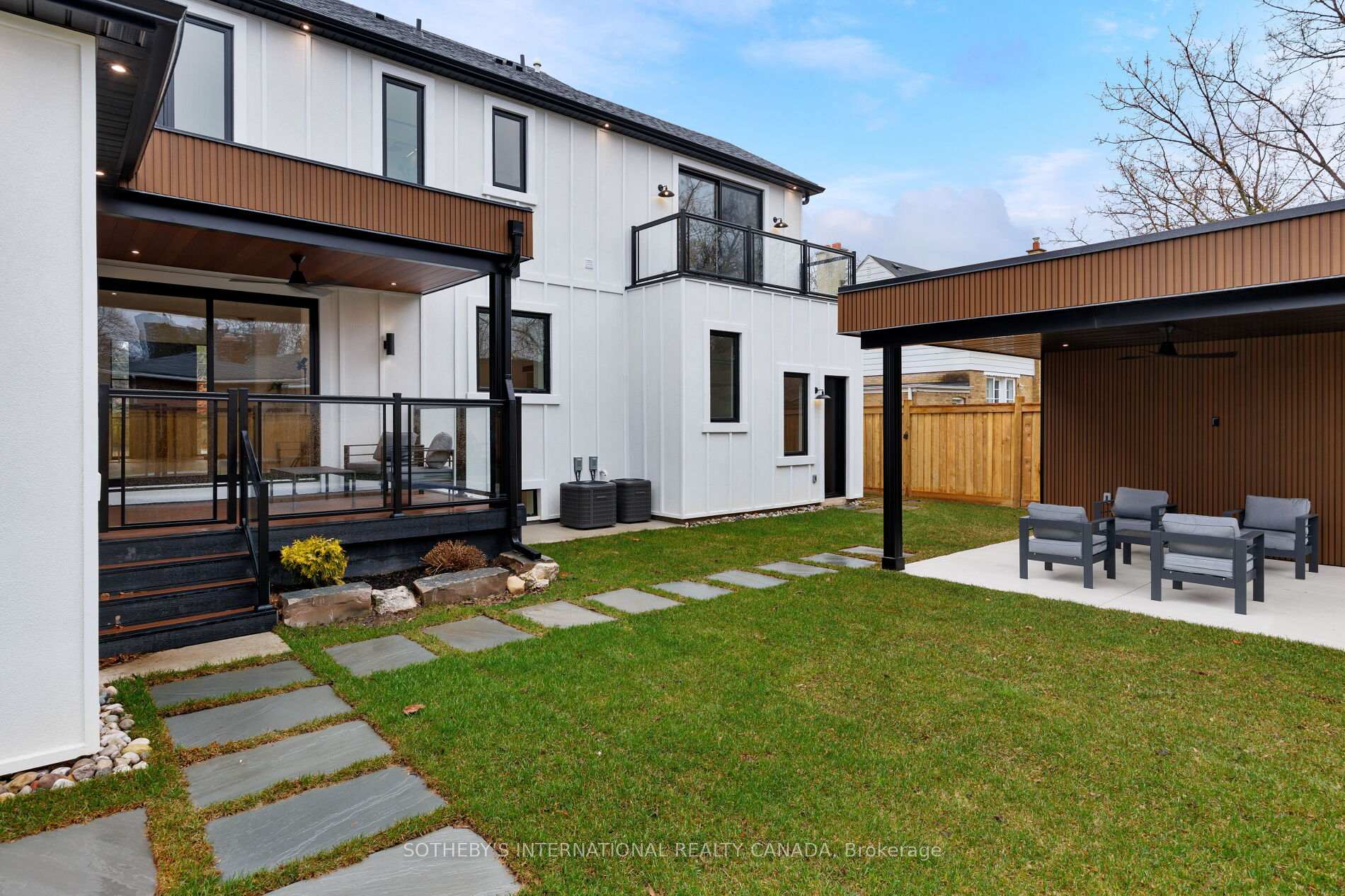 118 Warwood Road, Toronto