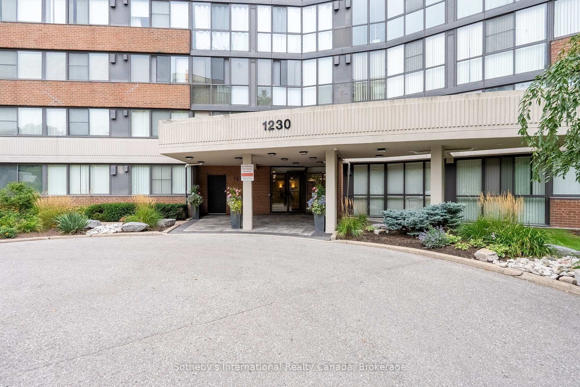 1230 Marlborough Court 804