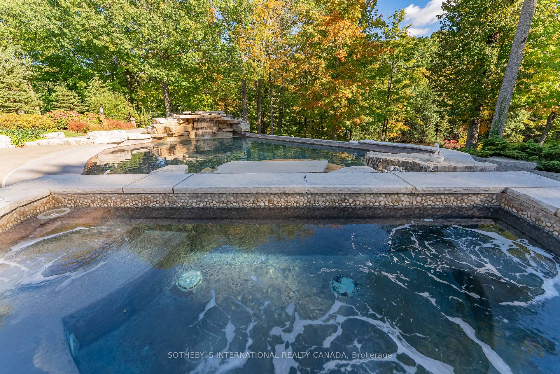 3867 QUARRY Road