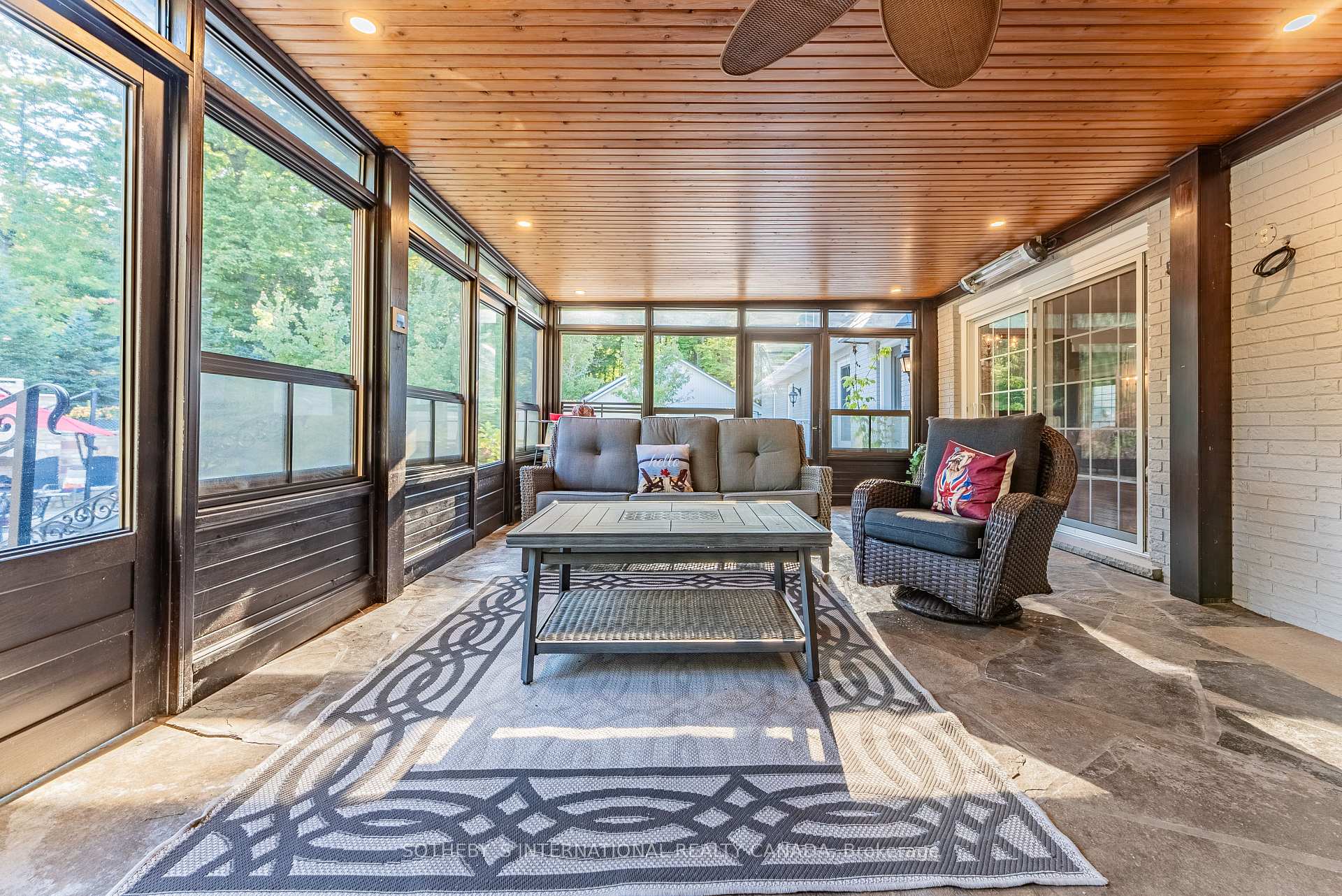 3867 QUARRY Road