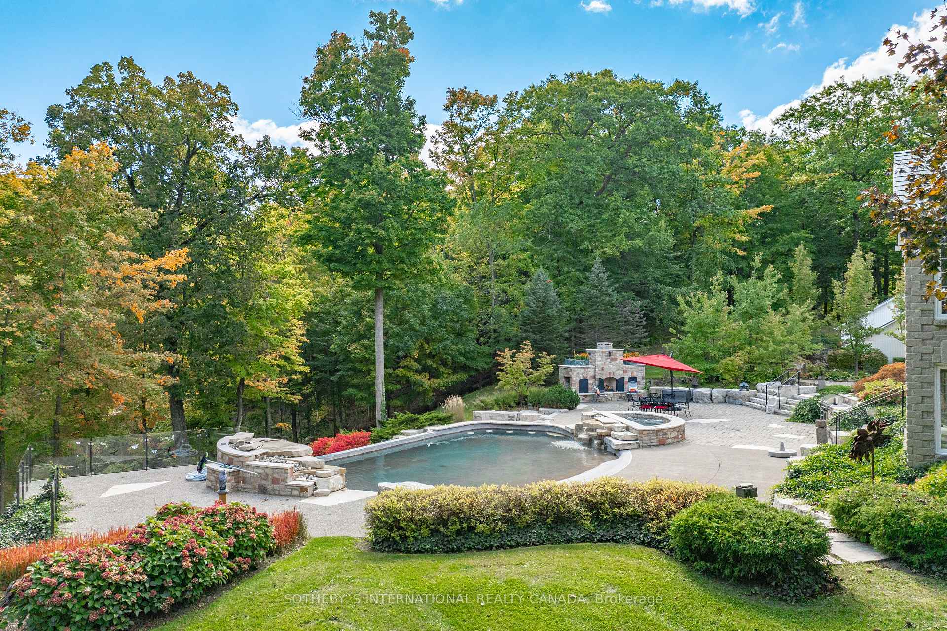 3867 QUARRY Road