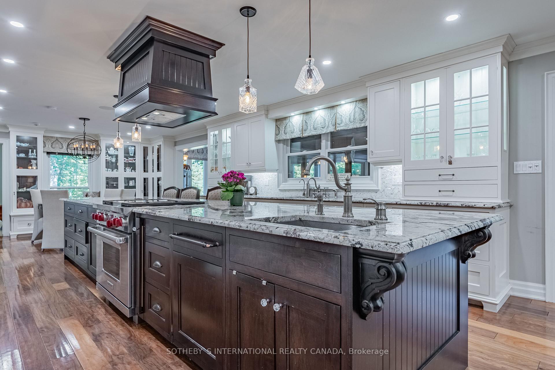 3867 QUARRY Road