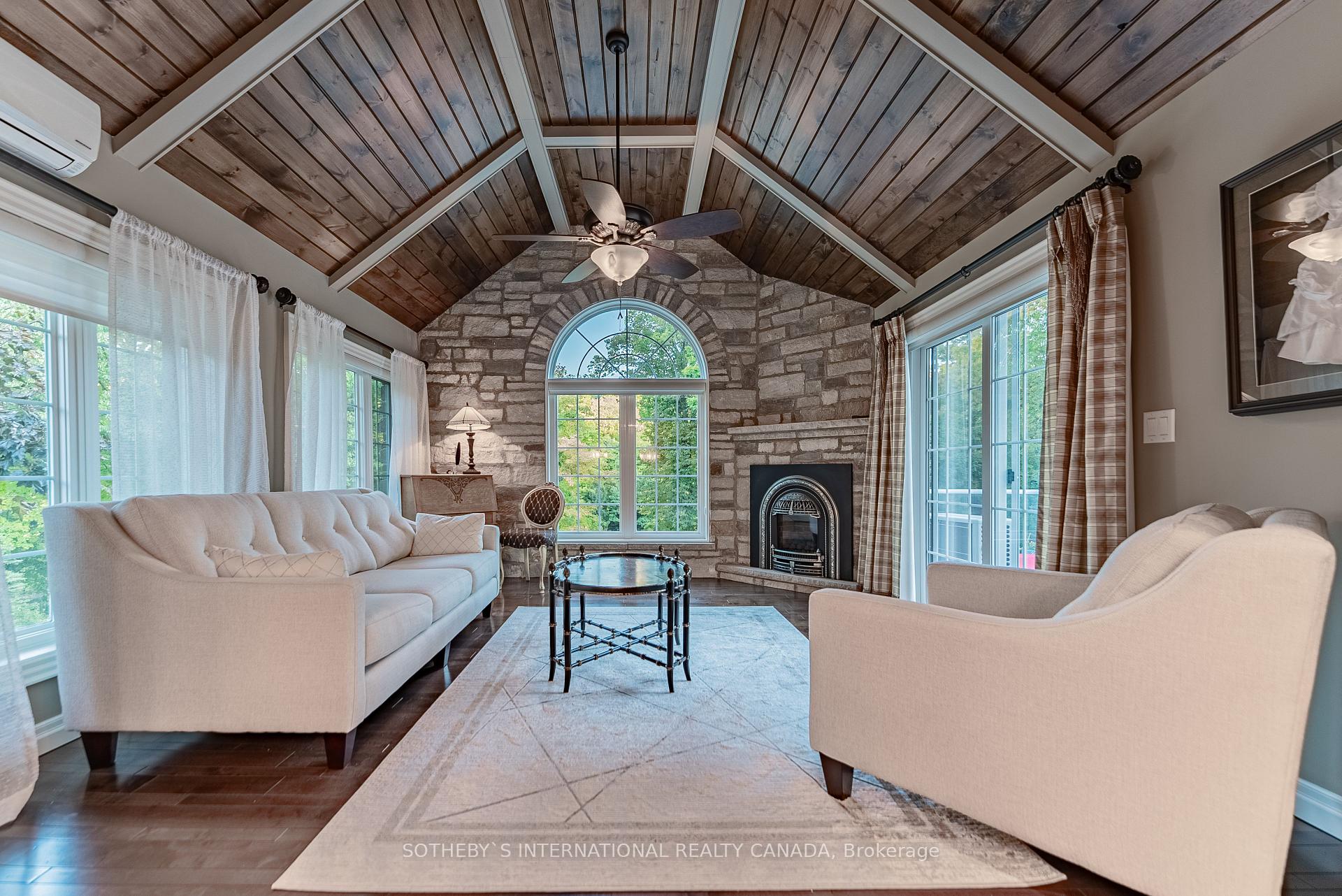 3867 QUARRY Road