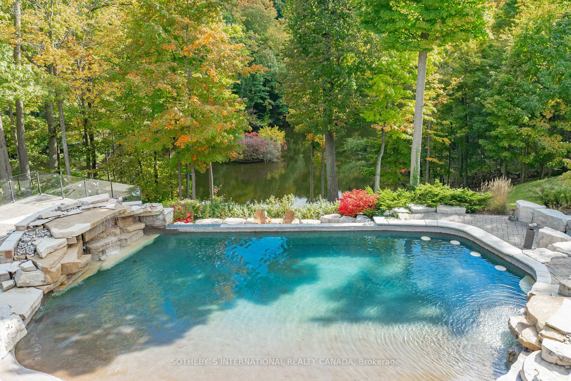 3867 QUARRY Road