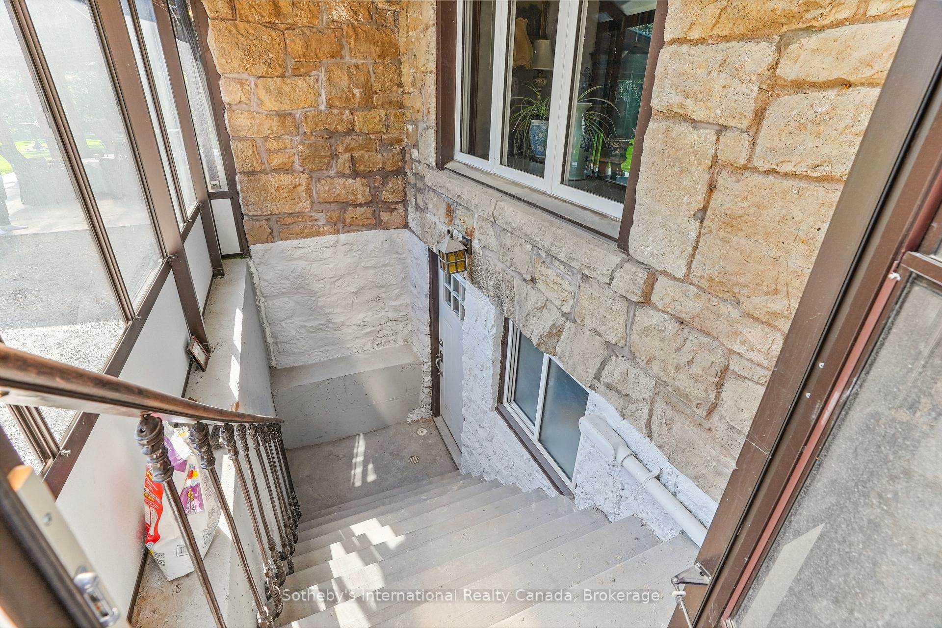353 Sulphur Springs Road