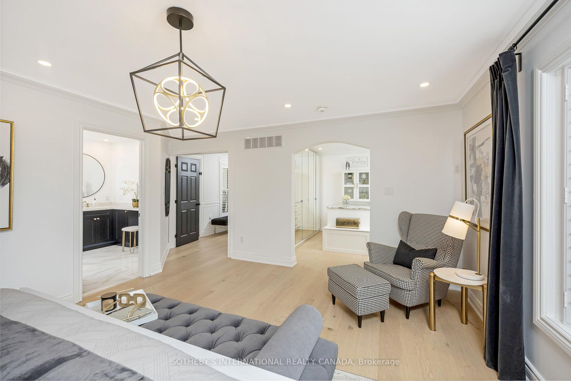 10 Meander Close