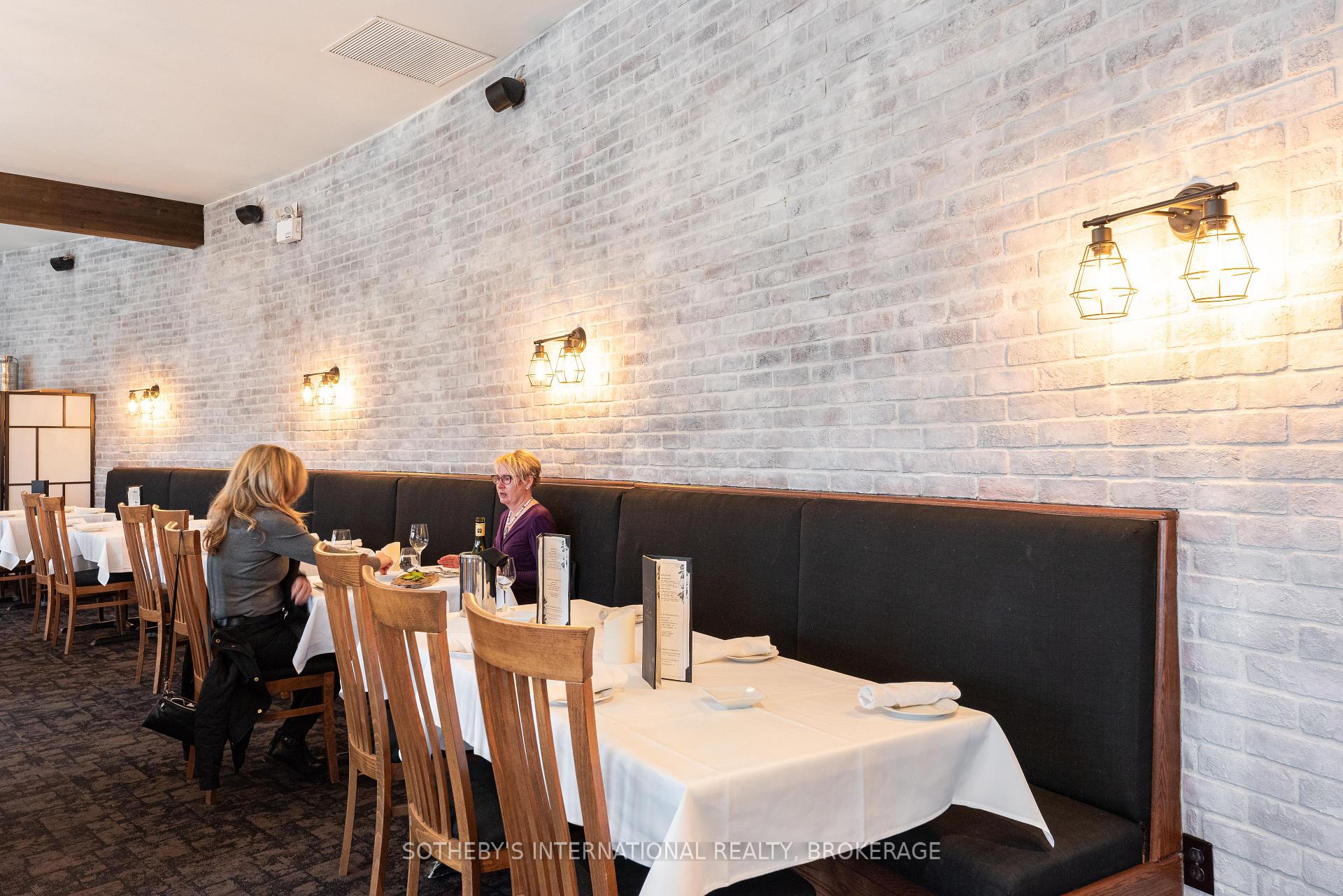 1339 LAKESHORE Road