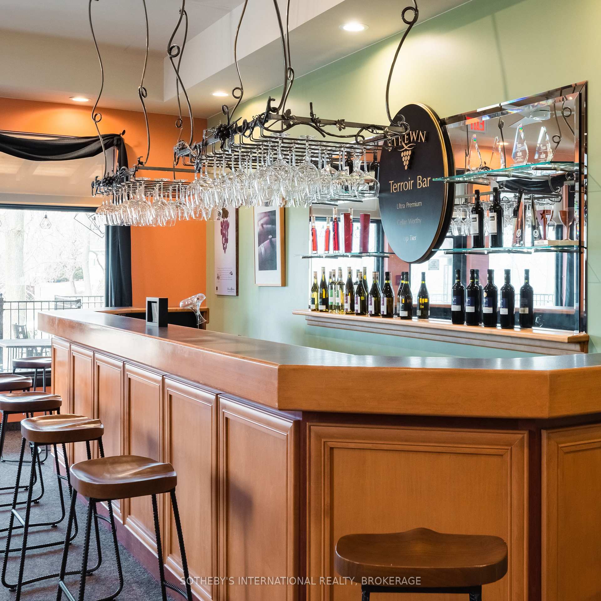 1339 LAKESHORE Road