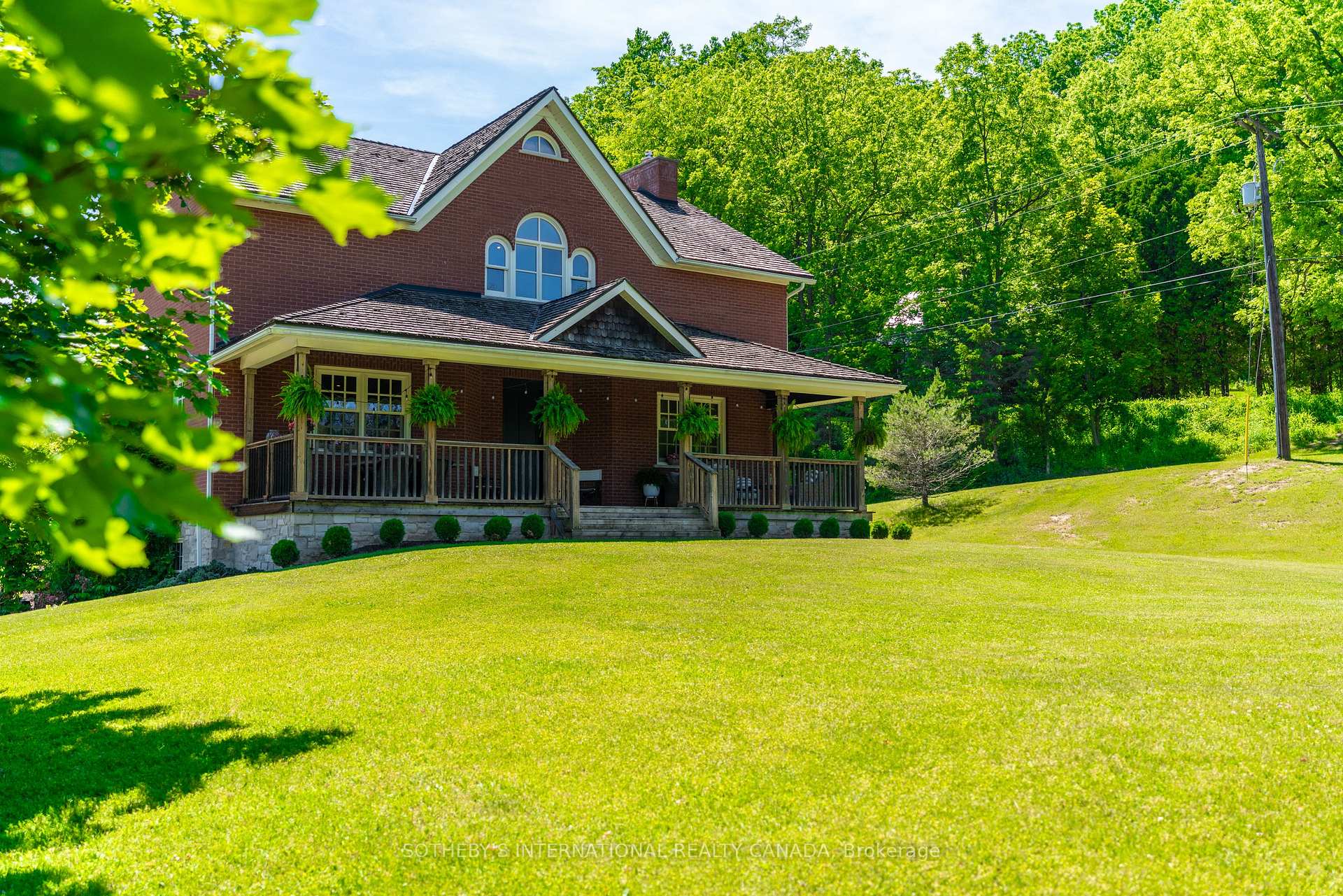 2877 McSherry Lane