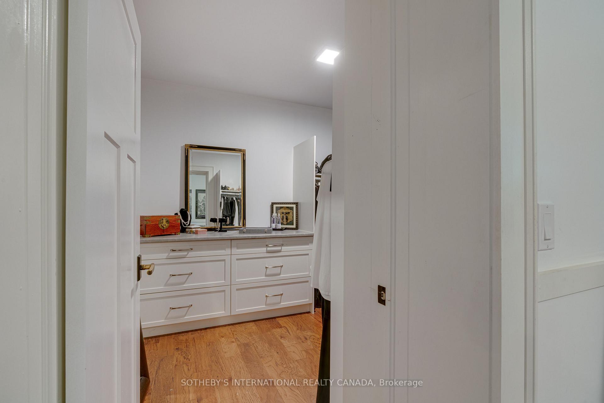 2877 McSherry Lane
