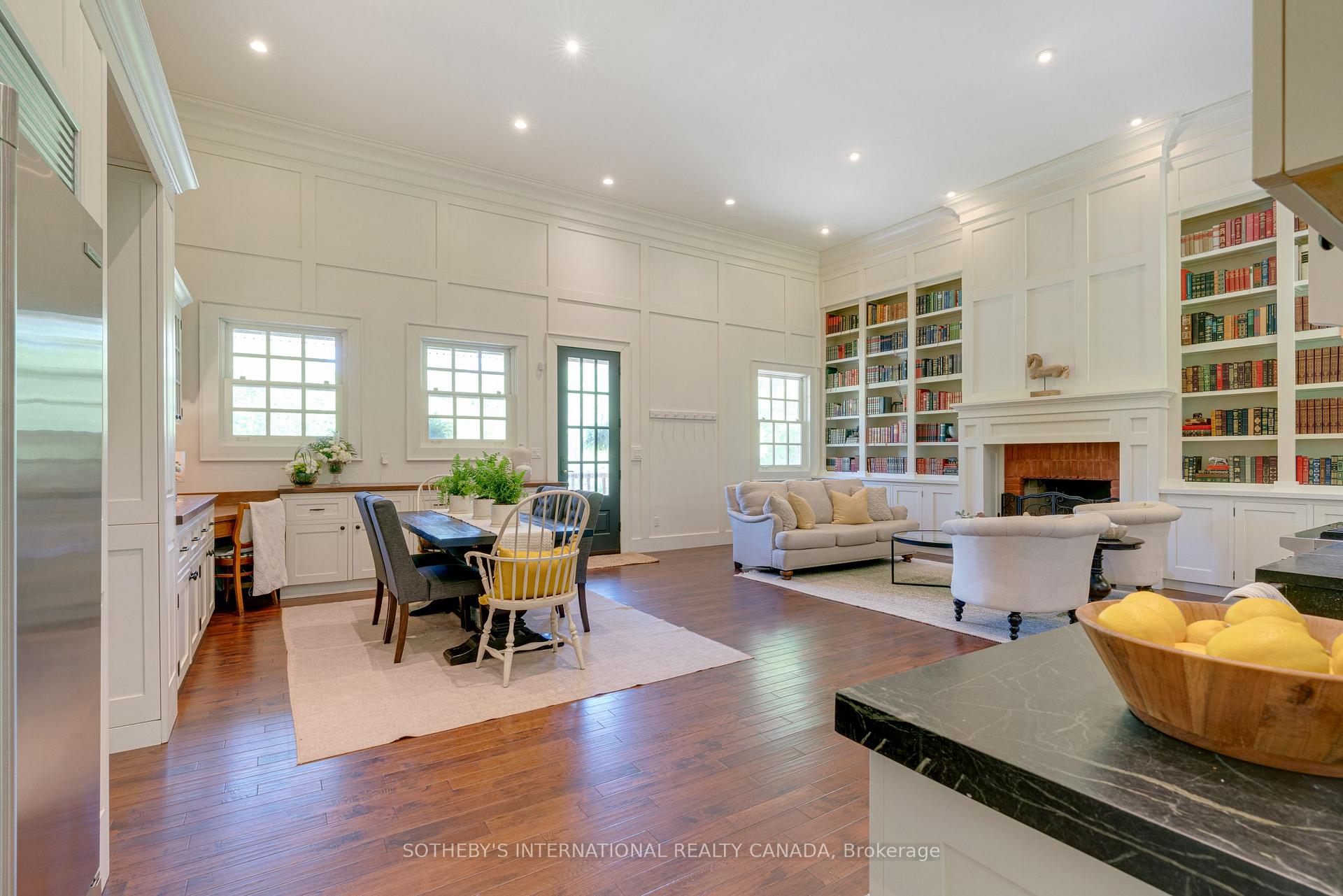 2877 McSherry Lane