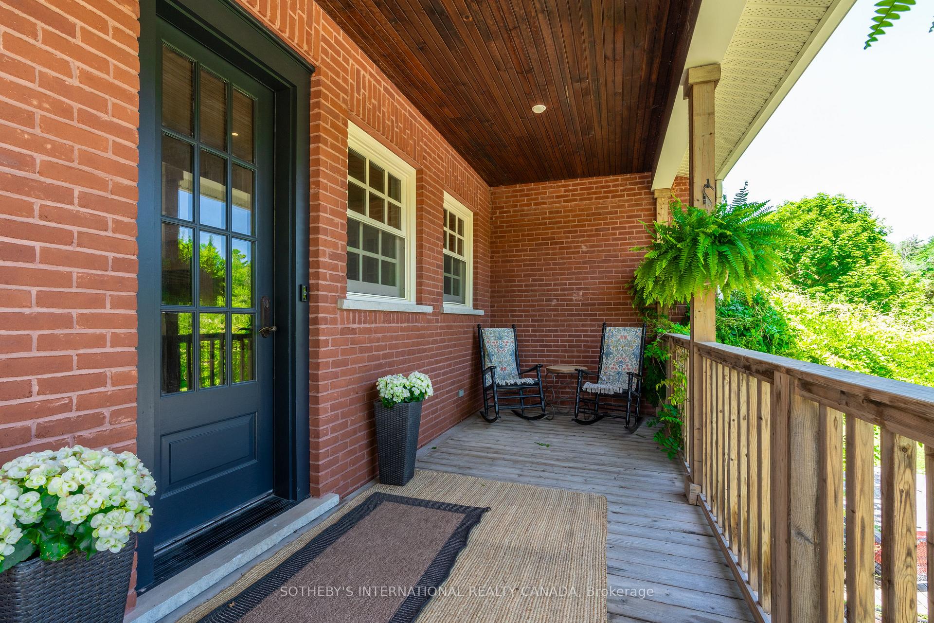 2877 McSherry Lane