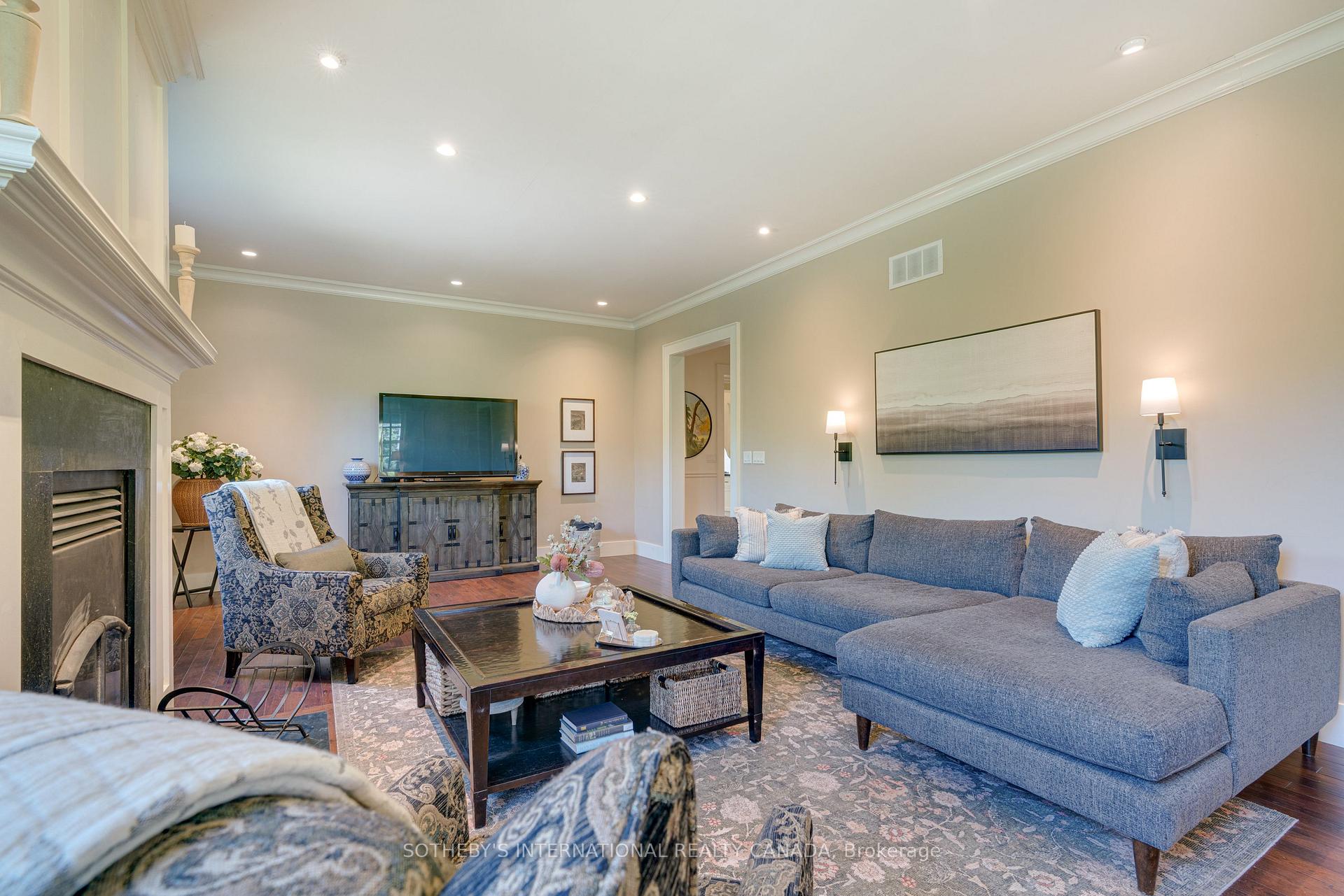2877 McSherry Lane