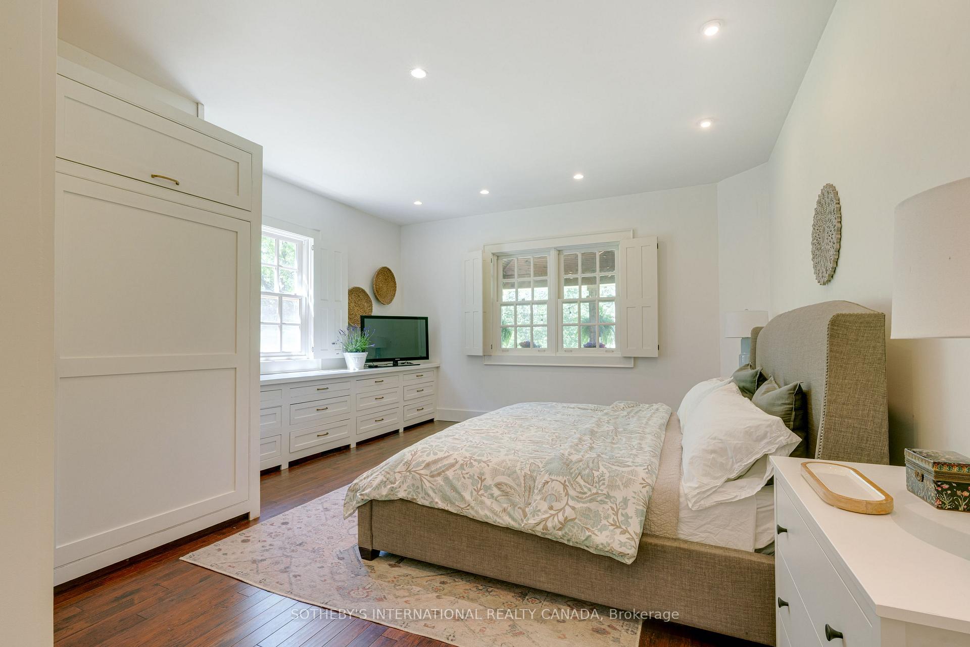 2877 McSherry Lane