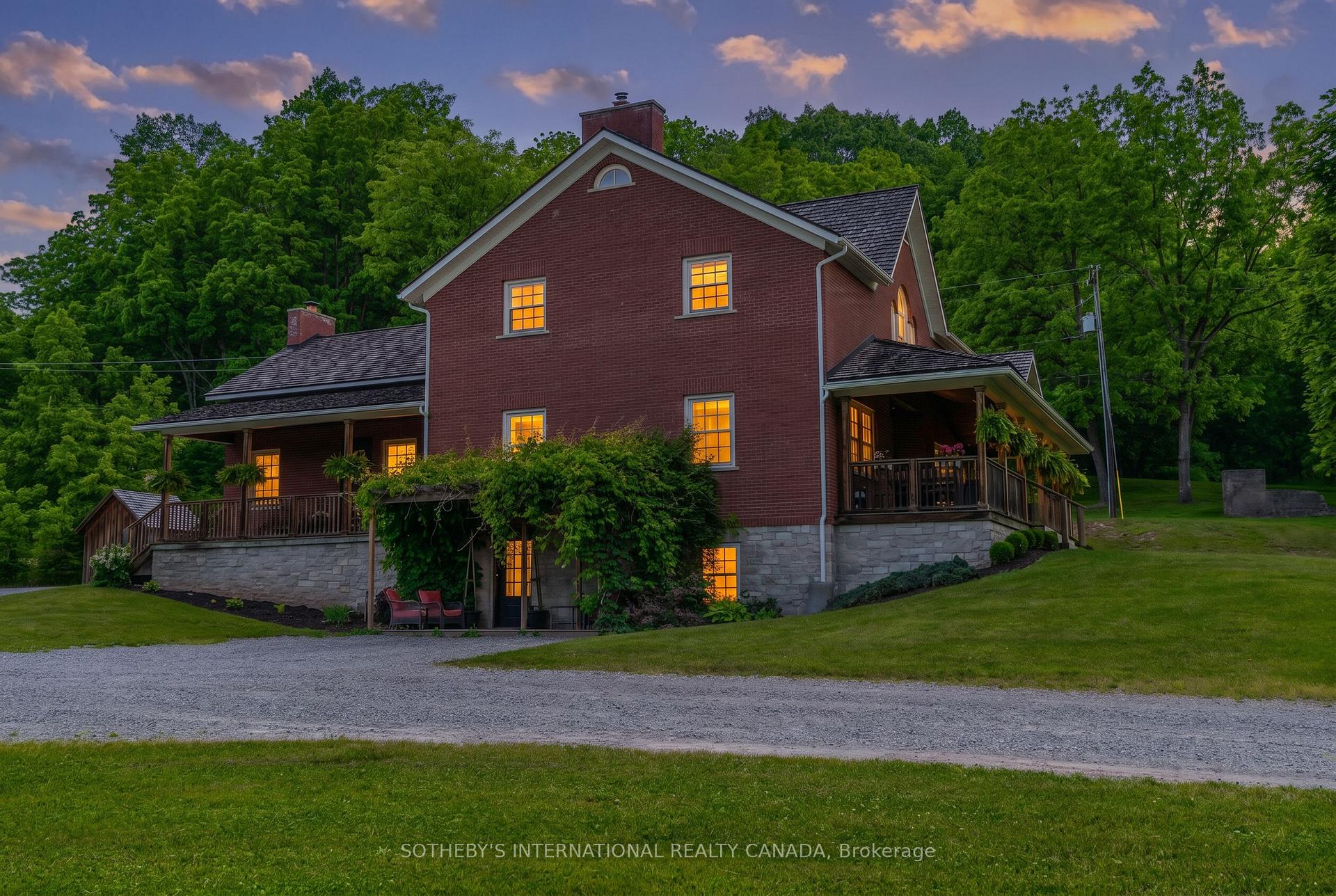 2877 McSherry Lane
