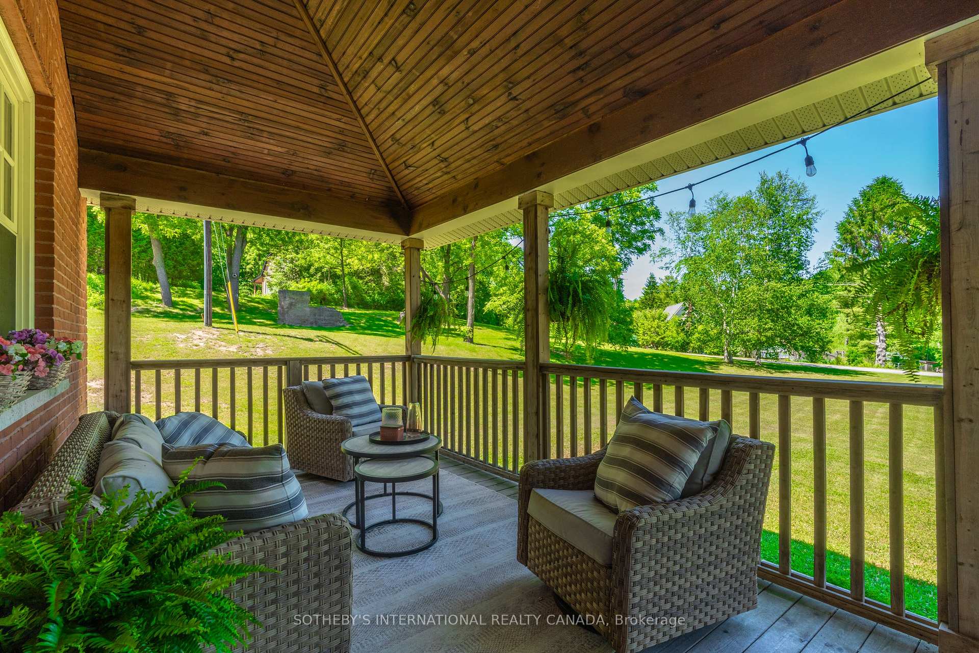 2877 McSherry Lane