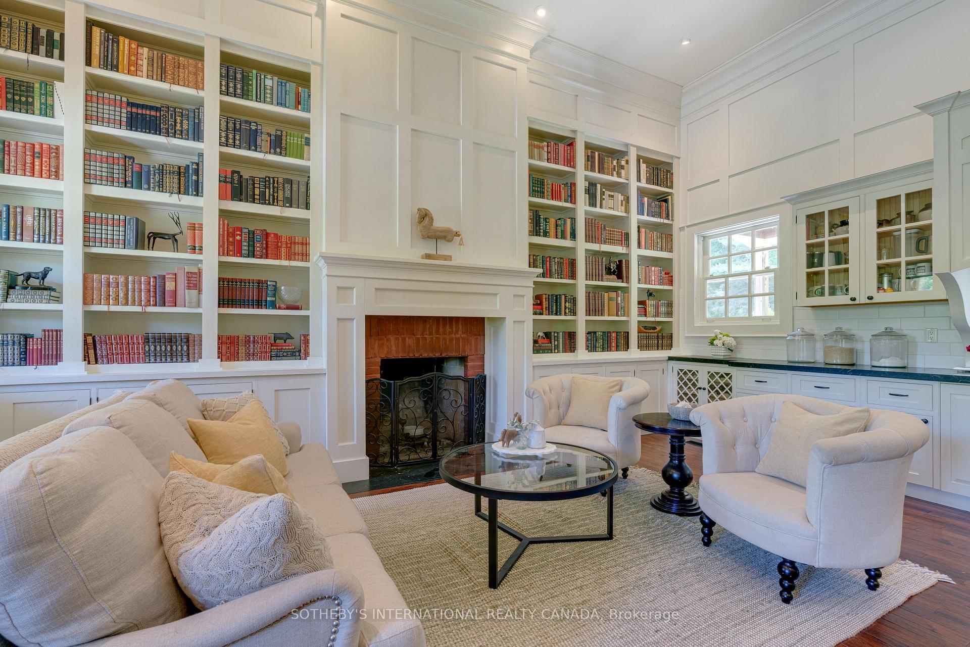 2877 McSherry Lane