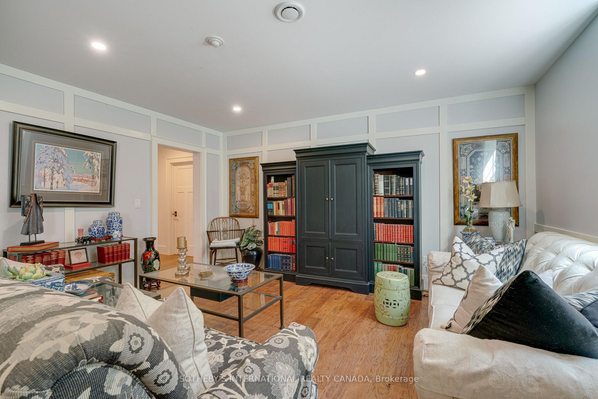 2877 McSherry Lane